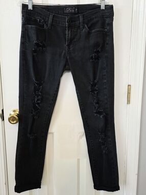 Lucky Brand Black Distressed Charlie Skinny Jeans Size 6 28